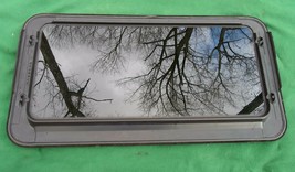 2004 Lincoln Aviator Oem Factory Year Specific Sunroof Glass Free Shipping - $196.00