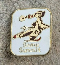 SNOW SUMMIT Resorts Travel Vintage Ski Skier Souvenir Lapel Hat Pin California - £8.69 GBP