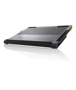 Targus AWE81US 4-Port USB Hub &amp; Laptop Chill Mat, Gray - $88.28 CAD
