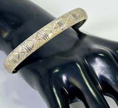 Vintage Sterling Silver 925 Signed Engraved Hinged Flexible Bracelet 7&quot; - $54.91