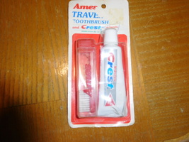 Vintage Nos Ames Travel Toothbrush And Crest Toothpaste - £7.90 GBP