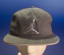 Nike Air Jordan Boys&#39; YOUTH Black Snapback Baseball Cap Jumpman Logo OSFM - £10.81 GBP