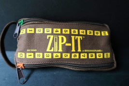 Zip-It by Bananagrams 20 Second Crossword Race Letter Cubes 2 Player Tra... - $374.24 MXN