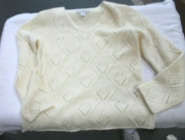  Petite SOPHISTICATE sz S Ivory Pull over sweater women&#39;s  - £7.77 GBP