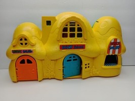 1982 Vintage Mattel Preschool Magic Talk Smurf Village School Playset House - £51.83 GBP