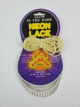 Vintage NOS Pair of Glow in the Dark Neon Shoe Laces Off White / Green Glow - £8.08 GBP