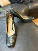 Sam Edelman Elegant Green Crocodile Print High Heelssize 6.5 - $49.50