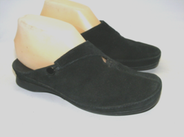 Clarks Women Size 6 M Black Suede Leather Slip On Casual Clog Mule Heels Shoes - $18.66