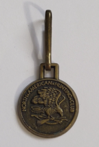 NORTH AMERICAN HUNTING CLUB METAL KEYCHAIN CHARM VINTAGE BIRD NAHC HUNTING - £19.65 GBP