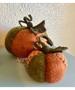 Primitive Plush Felt &amp;  Fabric Pumpkin Set Fall Autumn Halloween Rustic EUC - $29.70