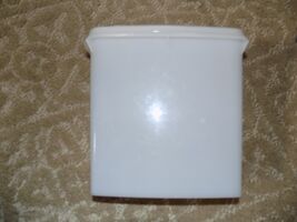 Vintage Tupperware Cereal &amp; Dry Food Keeper #469-1, #471-3 Sheer EUC - $25.20