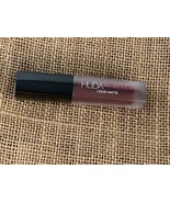 Huda Beauty FIRST CLASS Liquid Matte Lip Gloss - €9,37 EUR