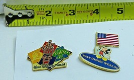 Walt Disney World Trading 2 Pin Lot: Parks + Patriotic Mickey with American Flag - £17.22 GBP