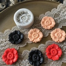 3D Flower Silicone Molds Earring Mould Fondant Cupcake Topper Polymer Clay Candy - £8.67 GBP