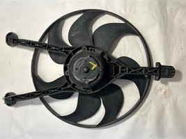 Driver Left Radiator Fan Motor Fan Assembly Fits 93-97 ELDORADO 3800995 - $137.42