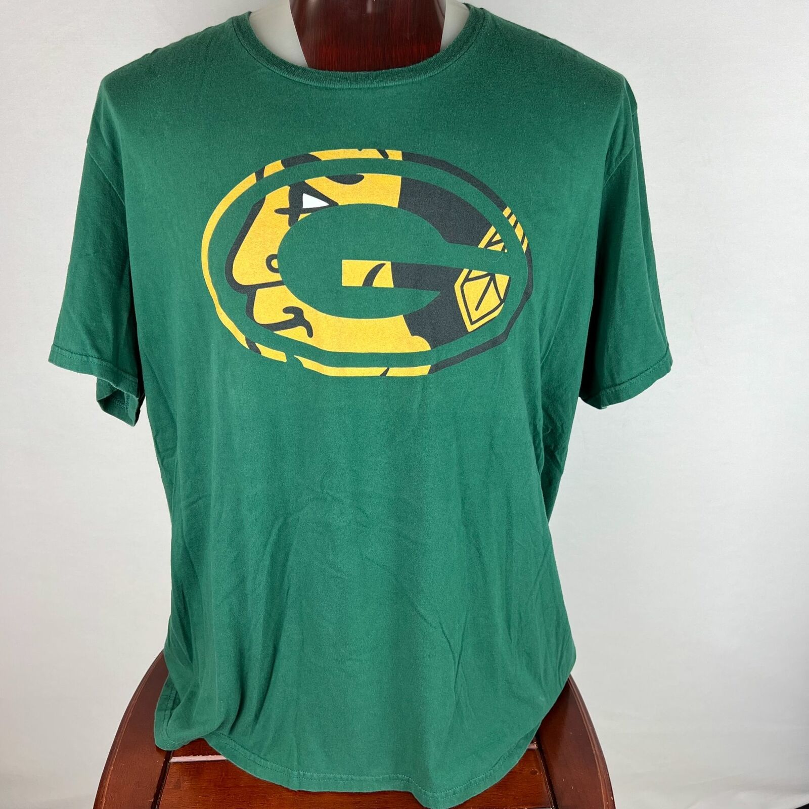Primary image for Green Bay Packers / Chicago Blackhawks Fan T-Shirt