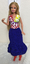 2009 Mattel Barbie 11 1/2&quot; Doll Blond Hair Blue Eyes Knees Bend 1998 Head - £8.89 GBP