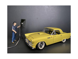 &quot;Weekend Car Show&quot; Figurine V for 1/18 Scale Models by American Diorama - £15.85 GBP