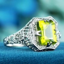 Natural Emerald Cut Peridot Vintage Style Floral Filigree Ring in Solid 9K Gold - £518.93 GBP