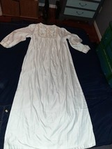 Vintage Barbizon Cuddleskin Nightgown Embroidered Lace Accents Mint Size... - $29.99