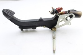 97-04 PORCHE BOXSTER CLUTCH PEDAL PAD & SENSOR U0272 image 10