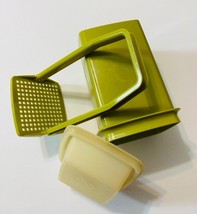 Vintage Tupperware Pickle Keeper Container Holder Lid Lifter 1330-7 Green - $17.88