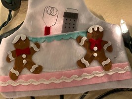 New Miniature Gingerbread Apron Hanging Ornament W/ Tiny Utensils And Cookies - £12.65 GBP