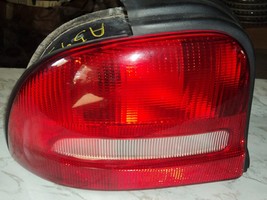 1995-1999 Dodge Neon &gt;&lt; Taillight Assembly &gt;&lt; Left Side - $31.84
