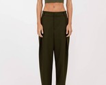 Nonchalant Label Eve Crop Top Moss - $1,912.19 MXN