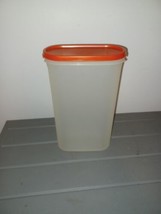 Tupperware Modular Mate OVAL 5 Container 1615-6 Red Lid 1613 (12 1/4 cup... - $10.00