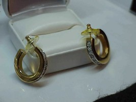 Vtg Hoop Earrings Glass Chunky Gold Tone CZ Crystals 1” x 1/4&quot; High end ... - £34.84 GBP