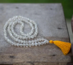 8 mm size Crystal Quartz Japa Mala, Sfatik, Sphatik Huge Rare Himalayan - $639.16 MXN