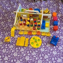 1978 Vintage Fisher Price Play Family Nursery School 929 As Shown 39 pieces - £149.19 GBP