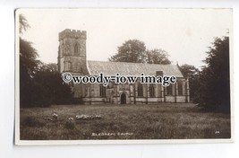 cu2425 - St. Mary&#39;s Church in Sledmere, Yorkshire - Postcard - $3.81