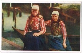 Holland Postcard Marken Girls Costumes Kleederdrachten Vintage c1910 - £1.74 GBP
