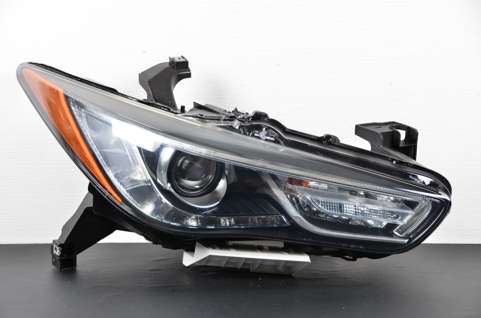 Complete! 2016-2018 Infiniti QX60 HID Xenon Headlight Right Passenger Si... - $444.51