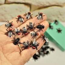 HALLOWEEN LIFELIKE BLACK FLIES, Real Size DIY Insects, SMALL GIFT IDEA F... - $8.99