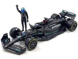 Mercedes-AMG W14 E Performance #63 George Russell &quot;Petronas&quot; Formula One F1 Worl - £44.77 GBP