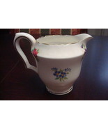 Crown Staffordshire ENGLAND cute floral creamer 3&quot; [88C] - €29,55 EUR