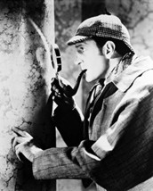 Basil Rathbone As Sherlock Holmes Looking At Map 16x20 Canvas Giclee - £55.77 GBP