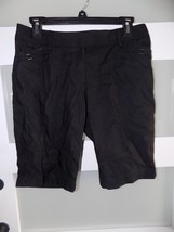 White House Black Market Black Slim Bermuda Shorts Size 4 Women&#39;s - $22.08