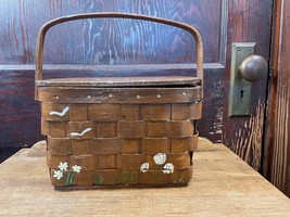 Wood Woven Basket Purse Yellow and White Painted Flowers Hinged Lid Burlap Lined - $23.70