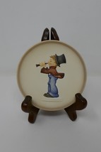 Goebel Hummel 1984-1987 Little Music Makers 4&quot; Plate with Stand Hum 741 - £16.01 GBP
