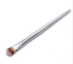 It Cosmetics Ulta All-Over Eye Shadow Brush #216 BRAND NEW! - $12.86