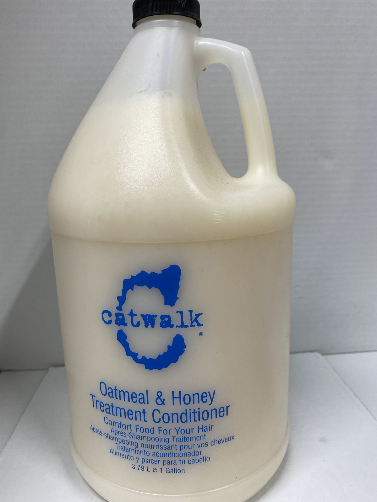 TIGI Catwalk Oatmeal & Honey Treatment Conditioner 1 Gallon - £78.63 GBP