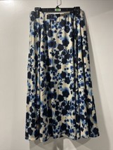 Lularoe Llr Jennfier Size Medium Skirt Multi Blue Floral Print #611 - £32.34 GBP