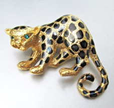 Spotted LEOPARD Cat Vintage Gold-Tone &amp; Black Enamel Brooch Pin - $14.80