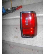 1991 1993 TOWNCAR RIGHT TAIL LIGHT TURN  SIGNAL OEM USED ORIGINAL LINCOL... - $3,038.81 MXN