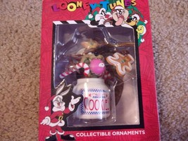 Tasmanian Devil in Cookie Jar LOONEY TUNES ORNAMENT - $18.50