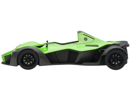 BAC Mono Metallic Green 1/18 Model Car by Autoart - $183.99